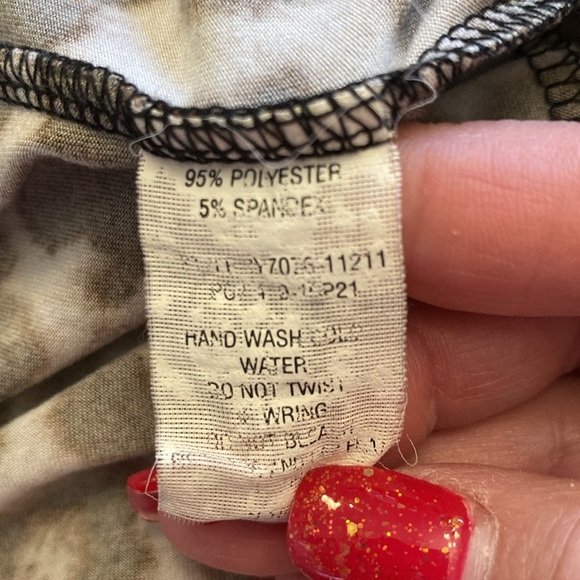 Popular 21 women’s animal print square neckline bodysuit thong snap closure M - Picture 7 of 11